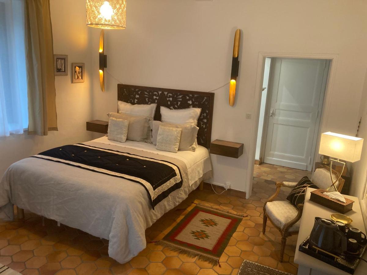 Chambre D'Hotes Les Roches Corme-Royal Екстериор снимка